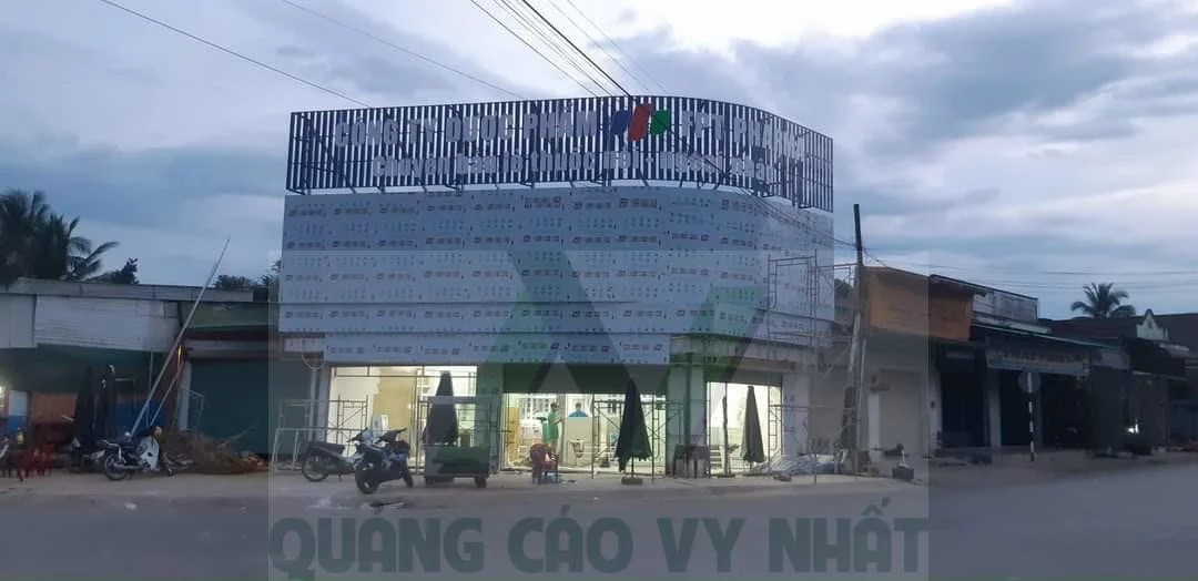 bảng hiệu alu