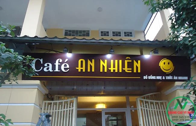 bảng hiệu quán cà phê
