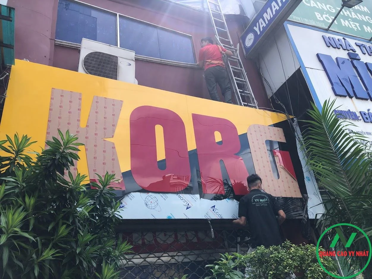 GIA CÔNG CHỮ NỔI MICA 3 chữ mica