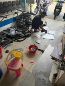 Gia công chữ Tôn nhà máy tôn Tây Nam bền bỉ theo thời gian 2 Gia cong chu Ton son 2K NHA MAY TON TAY NAM 10